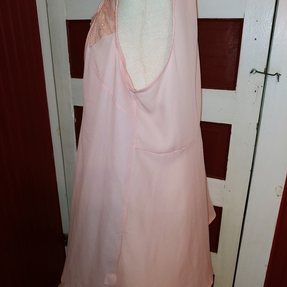 Rose Gal Pink Sleeveless Blouse 2X - Picture 2 of 6